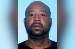 Hombre de Birmingham enfrenta cargos tras tiroteo entre dos hombres Hombre de Birmingham enfrenta cargos tras tiroteo entre dos hombres