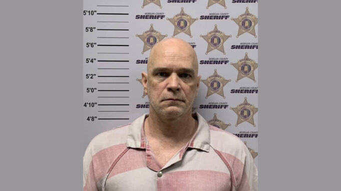 Hombre de Madison enfrenta cargos federales por pornografía infantil Hombre de Madison enfrenta cargos federales por pornografía infantil