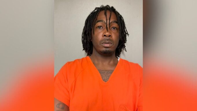 Hombre detenido tras el asesinato de una joven en Pleasant Grove Hombre detenido tras el asesinato de una joven en Pleasant Grove