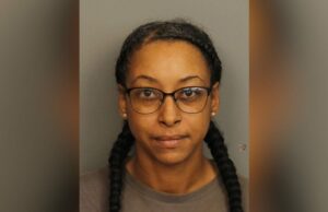 Jueza de Tarrant arrestada por portar un arma en propiedad municipal Jueza de Tarrant arrestada por portar un arma en propiedad municipal