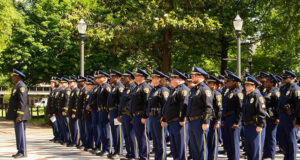 Policía de Birmingham recluta nuevos oficiales y ofrece bono de $10,000 dólares Policía de Birmingham recluta nuevos oficiales y ofrece bono de $10,000 dólares