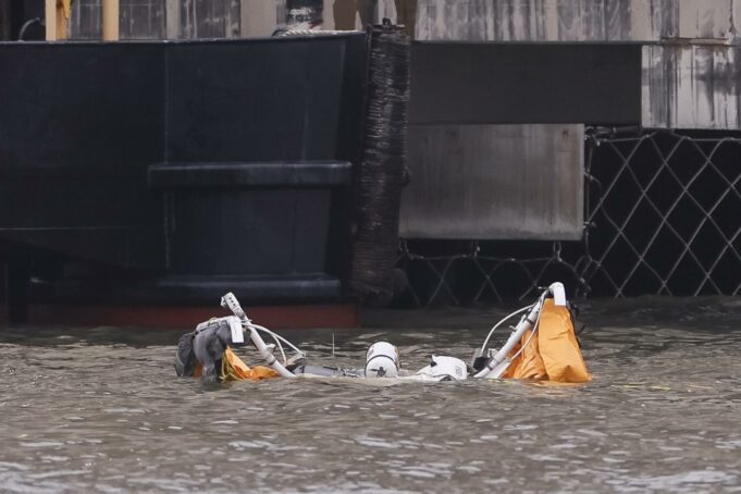 Cinco españoles fallecen tras accidente de helicóptero en el río Hudson, informa alcalde Cinco españoles fallecen tras accidente de helicóptero en el río Hudson, informa alcalde