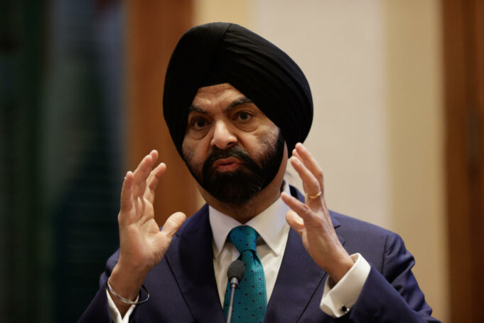 El presidente del Banco Mundial destaca su plan para levantar veto nuclear El presidente del Banco Mundial destaca su plan para levantar veto nuclear