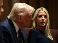 El Supremo autoriza a Trump a bloquear 65 millones en préstamos educativos El Supremo autoriza a Trump a bloquear 65 millones en préstamos educativos