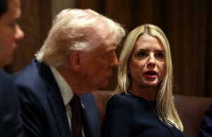 El Supremo autoriza a Trump a bloquear 65 millones en préstamos educativos El Supremo autoriza a Trump a bloquear 65 millones en préstamos educativos