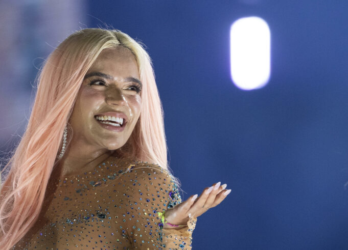 Karol G debuta en Netflix con documental sobre su gira mundial reciente Karol G debuta en Netflix con documental sobre su gira mundial reciente