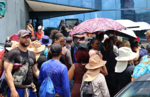 Migrantes planean permanecer en frontera sur por iniciativa industrial de Sheinbaum Migrantes planean permanecer en frontera sur por iniciativa industrial de Sheinbaum