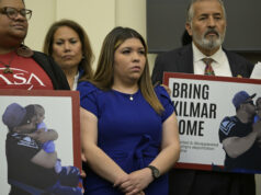 Mujer del hombre deportado por equivocación sostiene su inocencia y critica a Trump y Bukele Mujer del hombre deportado por equivocación sostiene su inocencia y critica a Trump y Bukele