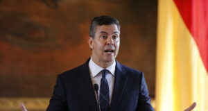 Peña solicita respeto a Paraguay tras descubrirse operaciones de espionaje desde Brasil Peña solicita respeto a Paraguay tras descubrirse operaciones de espionaje desde Brasil