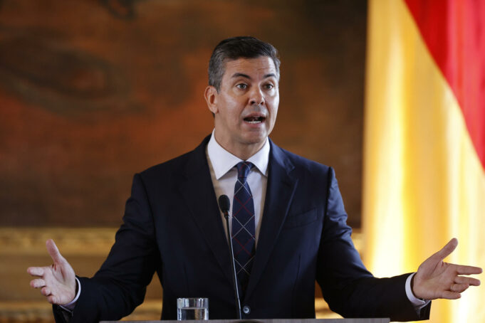 Peña solicita respeto a Paraguay tras descubrirse operaciones de espionaje desde Brasil Peña solicita respeto a Paraguay tras descubrirse operaciones de espionaje desde Brasil