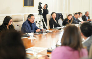 Presidente colombiano afirma que Estados Unidos le revocó su visa recientemente Presidente colombiano afirma que Estados Unidos le revocó su visa recientemente