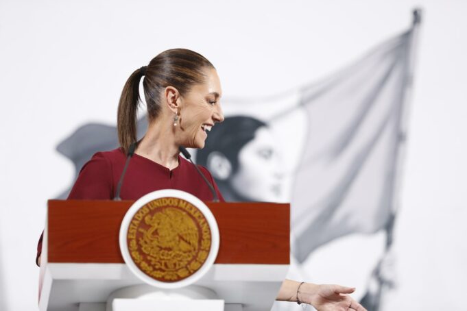 Sheinbaum sostiene que automotrices no modificarán operaciones en México, pese a aranceles de Trump Sheinbaum sostiene que automotrices no modificarán operaciones en México, pese a aranceles de Trump