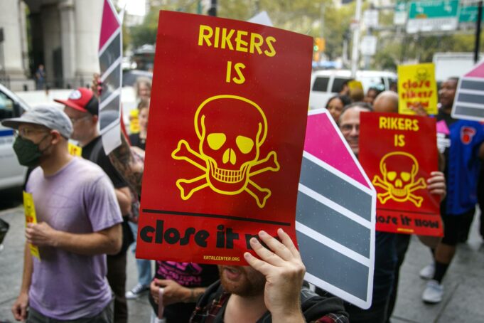 Tribunal de Nueva York detiene provisionalmente retorno de ICE a Rikers Tribunal de Nueva York detiene provisionalmente retorno de ICE a Rikers