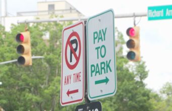 Alerta por estafa con códigos QR en parquímetros Alerta por estafa con códigos QR en parquímetros