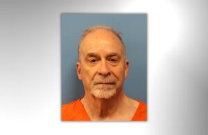 Arrestan a hombre de 68 años por posesión de material de abuso infantil Arrestan a hombre de 68 años por posesión de material de abuso infantil