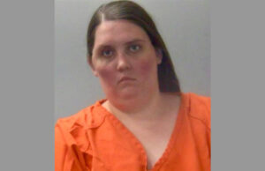 Exempleada Escolar de Madison acusada de múltiples cargos de abuso sexual Exempleada Escolar de Madison acusada de múltiples cargos de abuso sexual