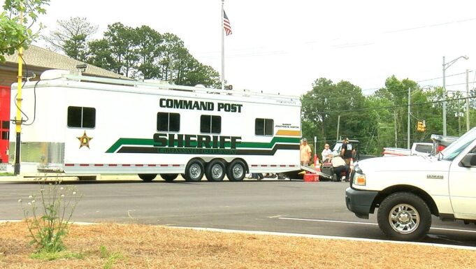 Hallan cuerpo de mujer desaparecida en Noccalula Falls Hallan cuerpo de mujer desaparecida en Noccalula Falls