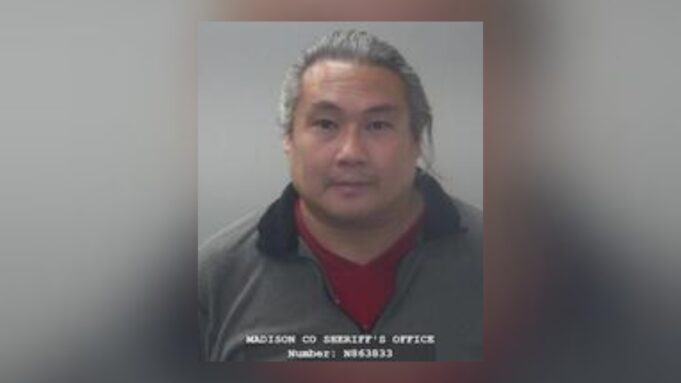 Hombre acusado de matar a conductor de grúa es imputado por asesinato Hombre acusado de matar a conductor de grúa es imputado por asesinato