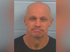 Hombre enfrenta cargos tras robo de caravana de negocio en Attalla Hombre enfrenta cargos tras robo de caravana de negocio en Attalla