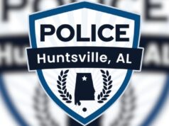 Joven de 21 años arrestado por amenazar a cajera con arma durante robo Joven de 21 años arrestado por amenazar a cajera con arma durante robo