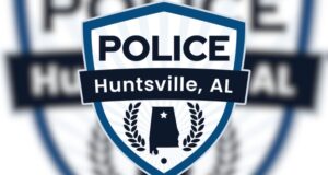 Joven de 21 años arrestado por amenazar a cajera con arma durante robo Joven de 21 años arrestado por amenazar a cajera con arma durante robo