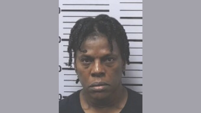 Maestra de Alabama arrestada tras hospitalización de niña de 4 años Maestra de Alabama arrestada tras hospitalización de niña de 4 años