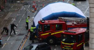 Atropello múltiple en Liverpool deja casi 50 heridos y un detenido Atropello múltiple en Liverpool deja casi 50 heridos y un detenido