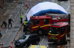 Atropello múltiple en Liverpool deja casi 50 heridos y un detenido Atropello múltiple en Liverpool deja casi 50 heridos y un detenido