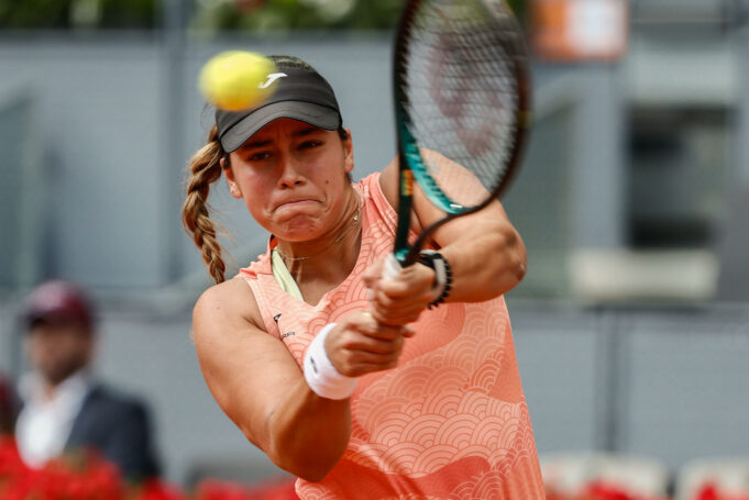Badosa y Bouzas rescatan la jornada Badosa y Bouzas rescatan la jornada
