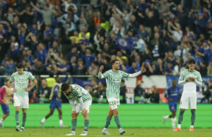 Chelsea aplasta al Betis y frustra su sueño de ser campeón Chelsea aplasta al Betis y frustra su sueño de ser campeón