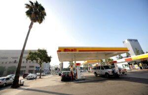 Congreso de EE.UU. anula prohibición de autos de gasolina prevista para 2035 Congreso de EE.UU. anula prohibición de autos de gasolina prevista para 2035