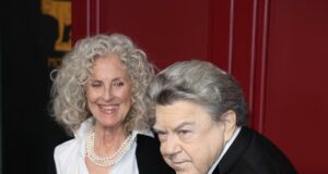 Fallece a los 76 años George Wendt, conocido por interpretar a Norm en ‘Cheers’ Fallece a los 76 años George Wendt, conocido por interpretar a Norm en 'Cheers'