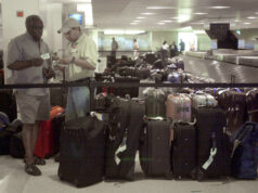 Fallo de controladores provoca cancelación de cien vuelos en Newark Fallo de controladores provoca cancelación de cien vuelos en Newark