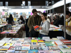 Feria del Libro de Buenos Aires concluye con gran afluencia y ventas históricas de ‘El Eternauta’ Feria del Libro de Buenos Aires concluye con gran afluencia y ventas históricas de ‘El Eternauta’