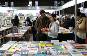 Feria del Libro de Buenos Aires concluye con gran afluencia y ventas históricas de ‘El Eternauta’ Feria del Libro de Buenos Aires concluye con gran afluencia y ventas históricas de ‘El Eternauta’