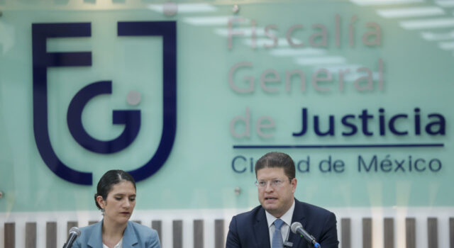 Fiscalía señala al menos cuatro involucrados en asesinato de funcionarios en México Fiscalía señala al menos cuatro involucrados en asesinato de funcionarios en México