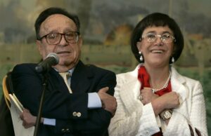 HBO Max lanza el tráiler oficial de la serie sobre ‘Chespirito’, que se estrenará el 5 de junio HBO Max lanza el tráiler oficial de la serie sobre 'Chespirito', que se estrenará el 5 de junio