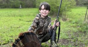 Joven de Demópolis gana concurso fotográfico de pavos grandes de ALBBAA Joven de Demópolis gana concurso fotográfico de pavos grandes de ALBBAA