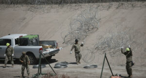 La militarización en la frontera México-EEUU aumenta el riesgo para migrantes La militarización en la frontera México-EEUU aumenta el riesgo para migrantes