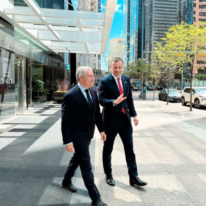 Ministros del G7 buscan estabilizar la economía global con nuevas estrategias financieras Ministros del G7 buscan estabilizar la economía global con nuevas estrategias financieras