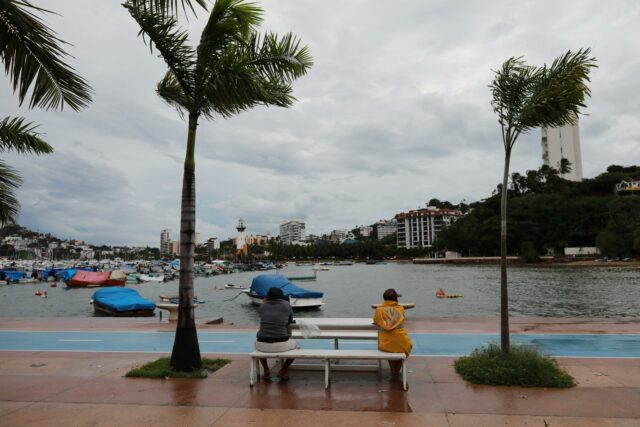 Primera depresión tropical de 2025 se forma frente a costas de Guerrero