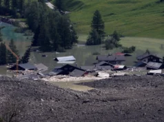 Pueblo alpino suizo sepultado por colapso glaciar