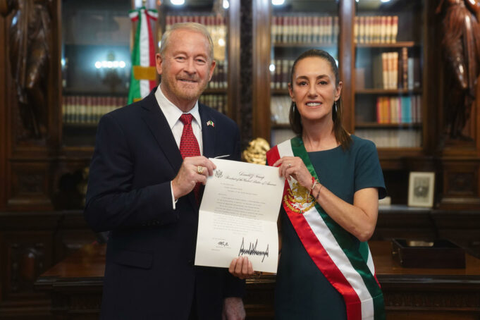 Sheinbaum recibe embajador de EE.UU. con optimismo, pese a tensiones diplomáticas Sheinbaum recibe embajador de EE.UU. con optimismo, pese a tensiones diplomáticas
