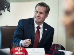 Trump despide a más de 100 funcionarios del Consejo de Seguridad Nacional Trump despide a más de 100 funcionarios del Consejo de Seguridad Nacional