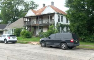 Asesinan a joven de 24 años frente a casa abandonada en Bessemer Asesinan a joven de 24 años frente a casa abandonada en Bessemer