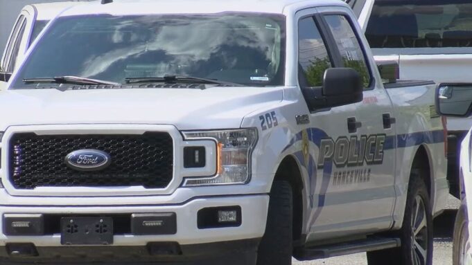 Hanceville toma medidas para reiniciar su departamento de policía Hanceville toma medidas para reiniciar su departamento de policía