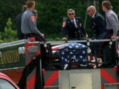 La ciudad de Anniston despide a su querido jefe de bomberos La ciudad de Anniston despide a su querido jefe de bomberos