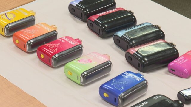 Nuevas restricciones al vapeo impactan directamente a las juntas escolares de Alabama