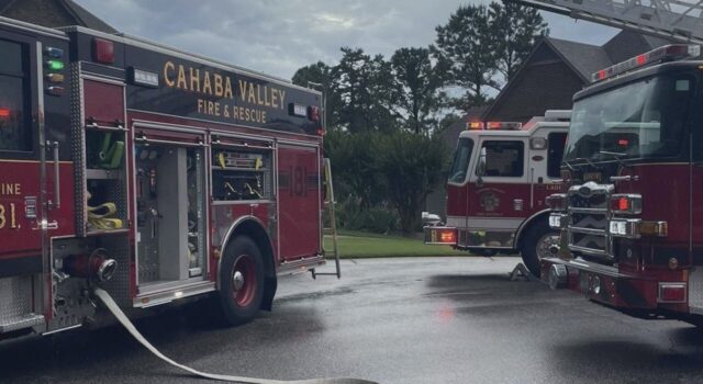 Un rayo provoca un incendio en el ático de una casa en el condado de Shelby Un rayo provoca un incendio en el ático de una casa en el condado de Shelby