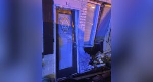 Warrior Wellness Massage se recupera tras el choque de un camión contra el edificio Warrior Wellness Massage se recupera tras el choque de un camión contra el edificio